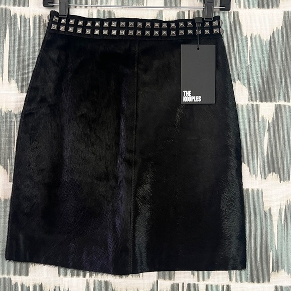 The Kooples- Stud-Embellished Calf Hair Leather Mini- jupe en cuir boutons - XS - Picture 1 of 10